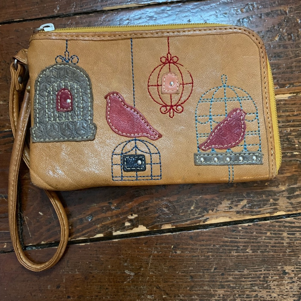 Fossil Keeper Wristlet